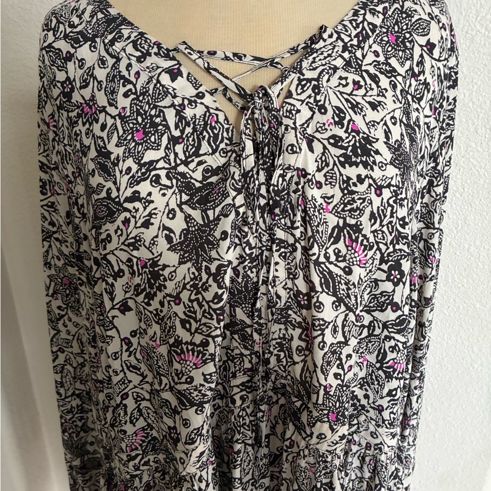 Torrid sheer tunic - Picture 3 of 7